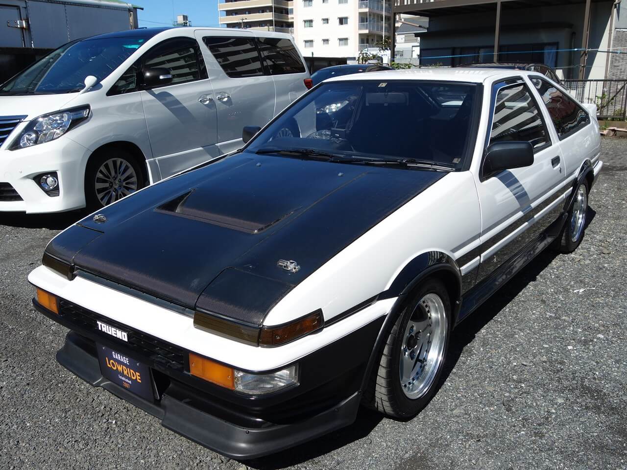 トヨタ スプリンター トレノ(E-AE86) 塗装劣化修理、社外リヤハッチ塗装・取り付け 神奈川県よりご来店のお客様です – 東京 立川 板金塗装 ・車の傷・へこみ修理 「ガレージローライド®」